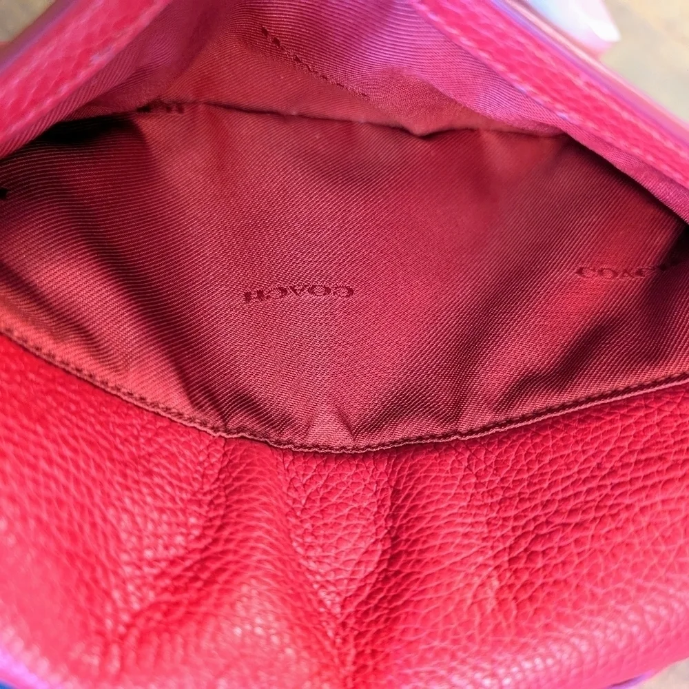 Coach Liv Turnlock Leather Crossbody Pouch Red Pebbled Mini Bag Y2K